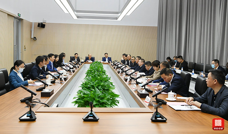 2021年3月8日，元方考察深交所  張莉 攝.jpg