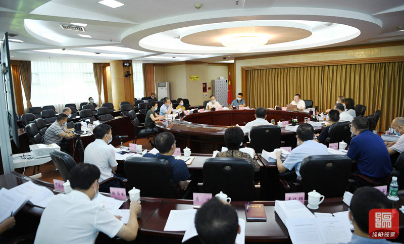 2021年8月4日，市政府第126次常務(wù)會(huì)    張莉 攝.jpg