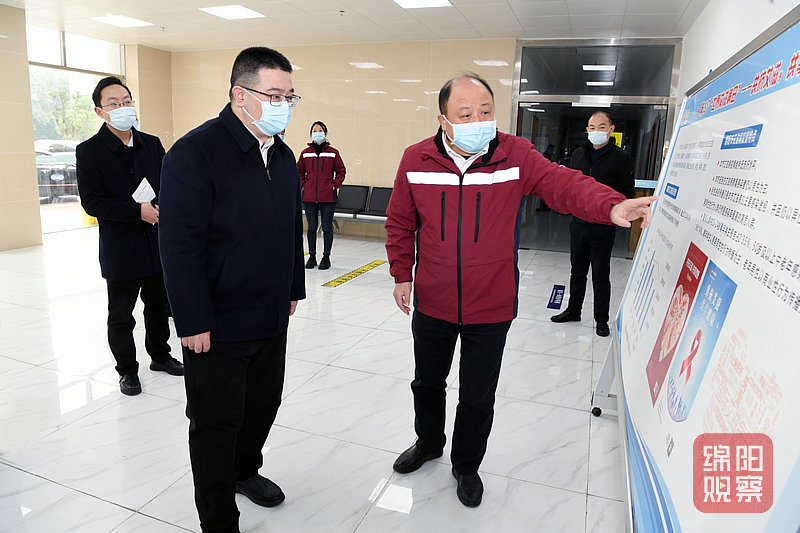 2022年12月24日，李云督導(dǎo)艾滋病防治工作情況1  張莉 攝.jpg