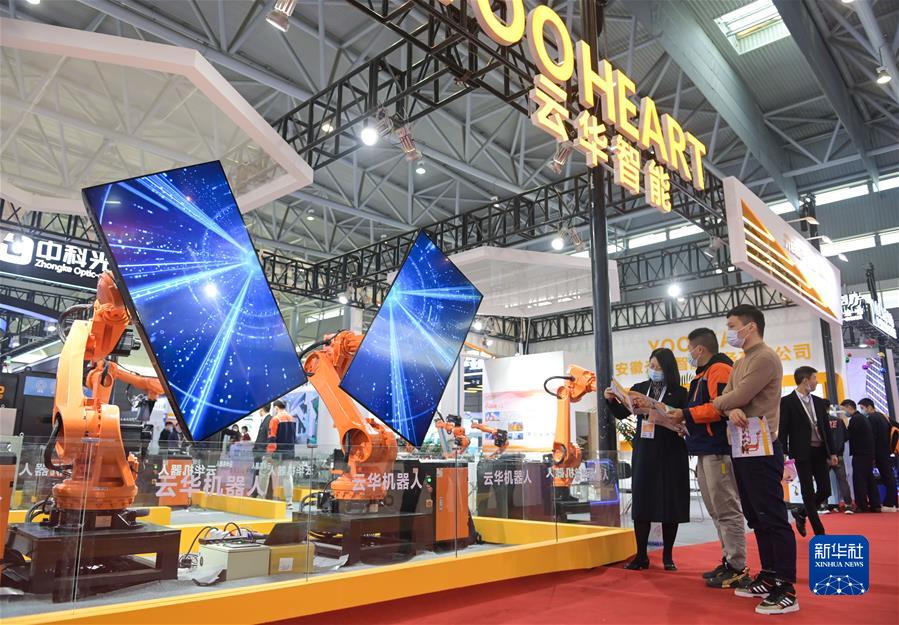 （新華全媒頭條·奮進(jìn)新征程 建功新時代·非凡十年·圖文互動）（2）安徽：科技進(jìn)步添動力 創(chuàng)新發(fā)展譜新篇